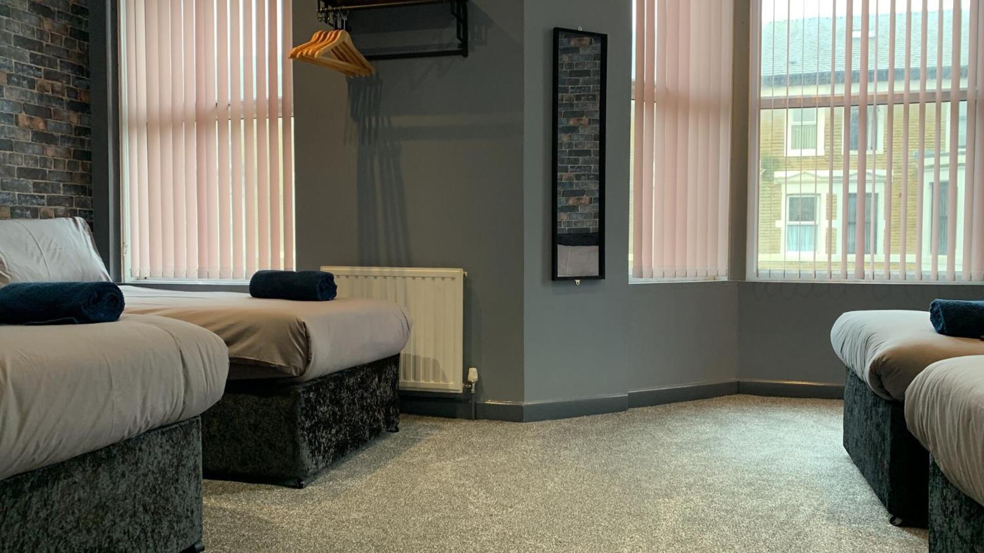 Urban Inn Blackpool Room photo